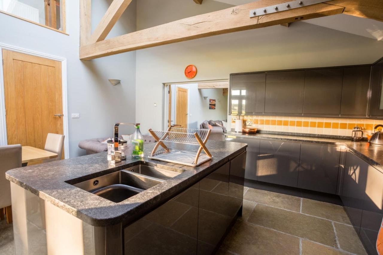 Keld Barn, Low Ploughlands Holiday Lets 커크비 스티븐 외부 사진